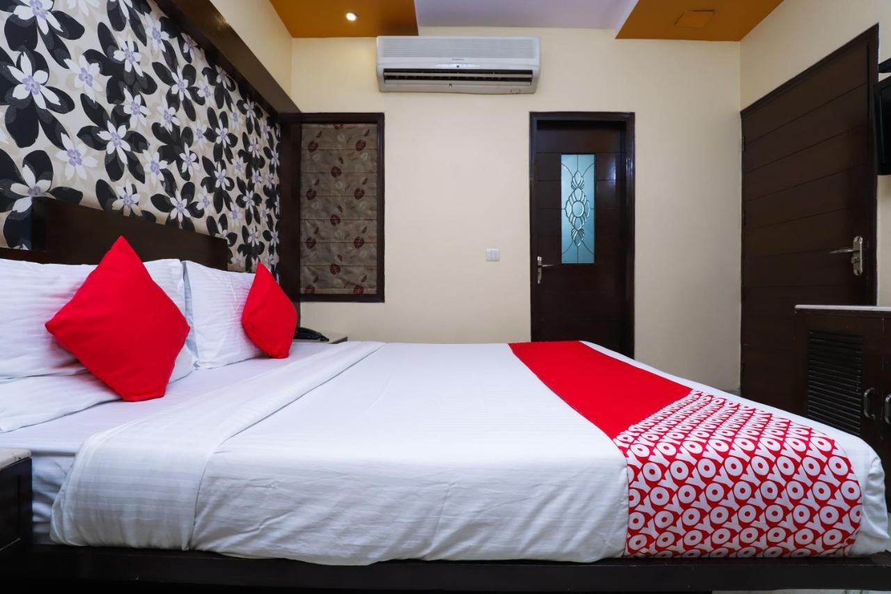 Hotel O J P Near Patel Nagar Metro Station New Delhi