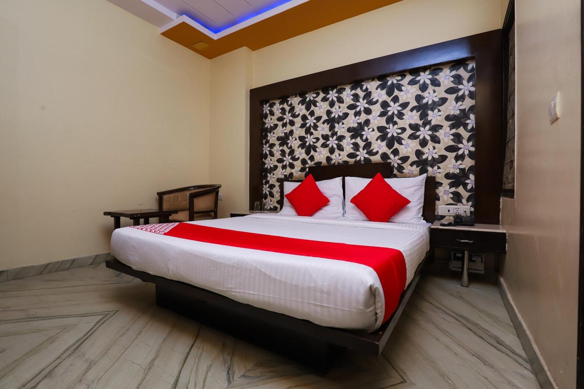 O J P Near Patel Nagar Metro Station Hotel New Delhi