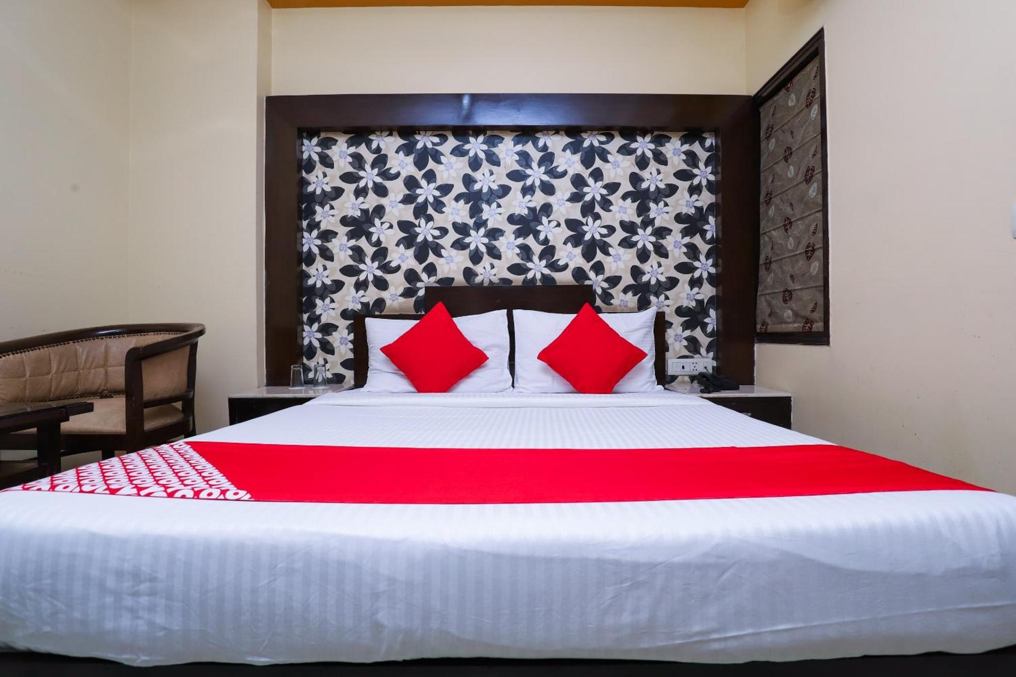 Hotel O J P Near Patel Nagar Metro Station New Delhi