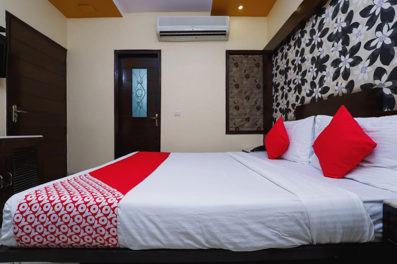 O J P Near Patel Nagar Metro Station Hotel New Delhi
